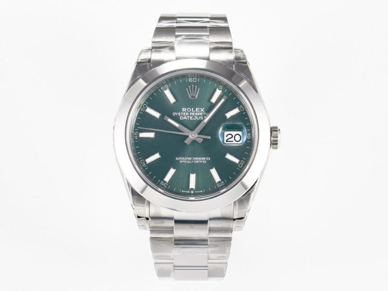 Rolex Datejust – 41 mm – פלדה רצועת אויסטר באזל חלק לוח ירוק גימור קצה